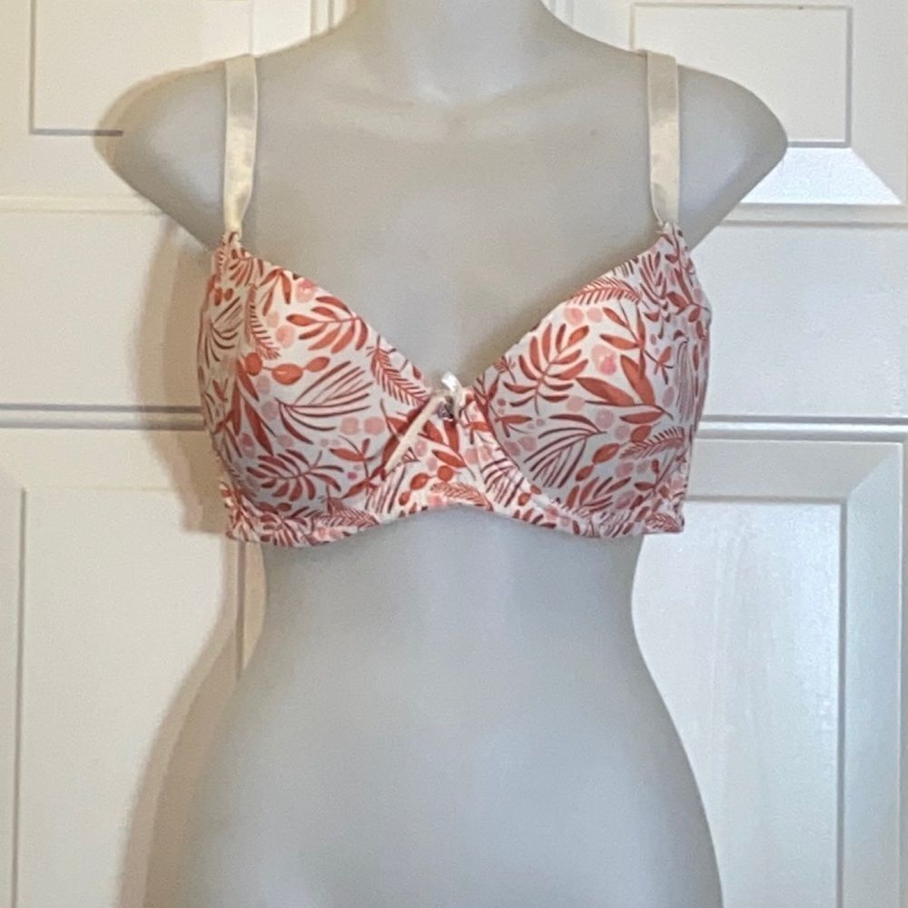 Daisy Fuentes Intimate Women Bras Size 38C